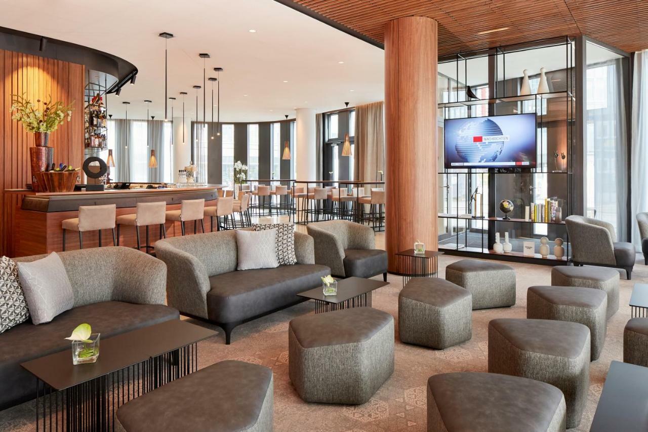 ハイペリオン ホテル ミュンヘン エクステリア 写真 The lounge at the airport